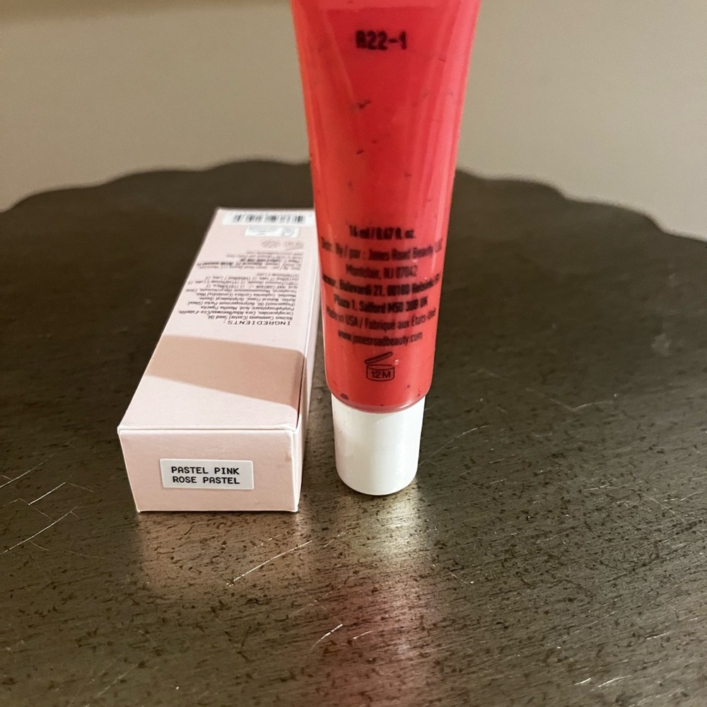 Jones Road Cool Gloss NEW : shade pastel pink - Picture 4 of 4